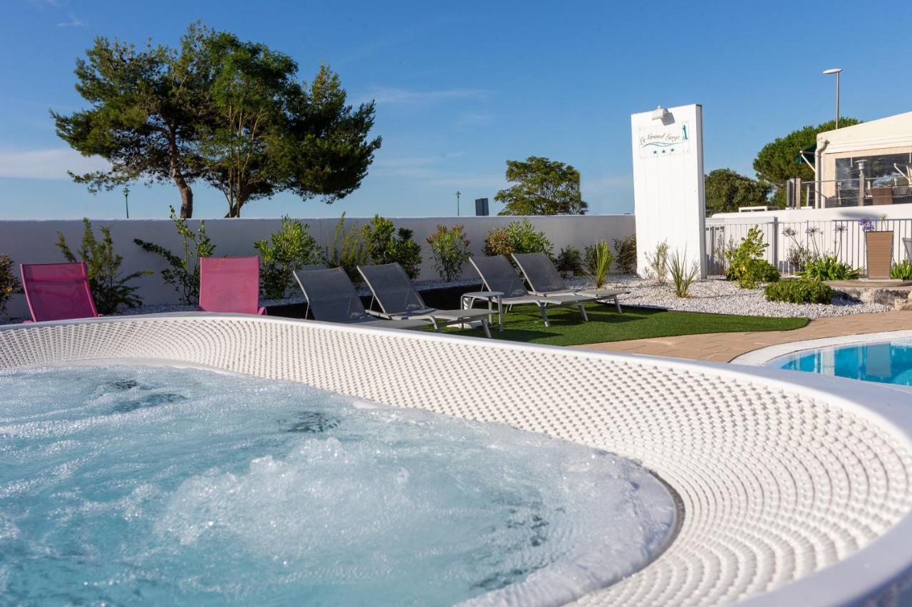 Hotel Restaurant Le Grand Large - Face A La Plage - Ile De Re Rivedoux-Plage Εξωτερικό φωτογραφία