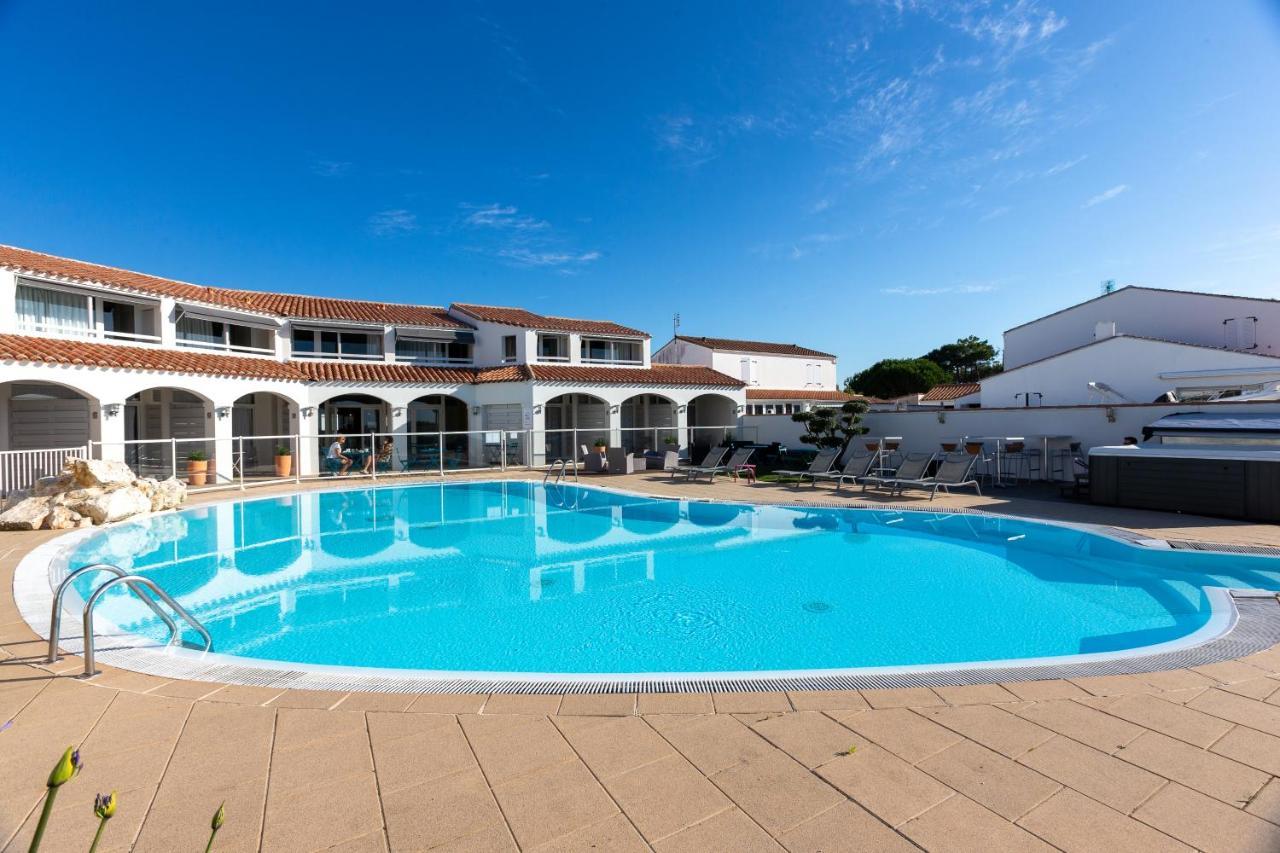 Hotel Restaurant Le Grand Large - Face A La Plage - Ile De Re Rivedoux-Plage Εξωτερικό φωτογραφία