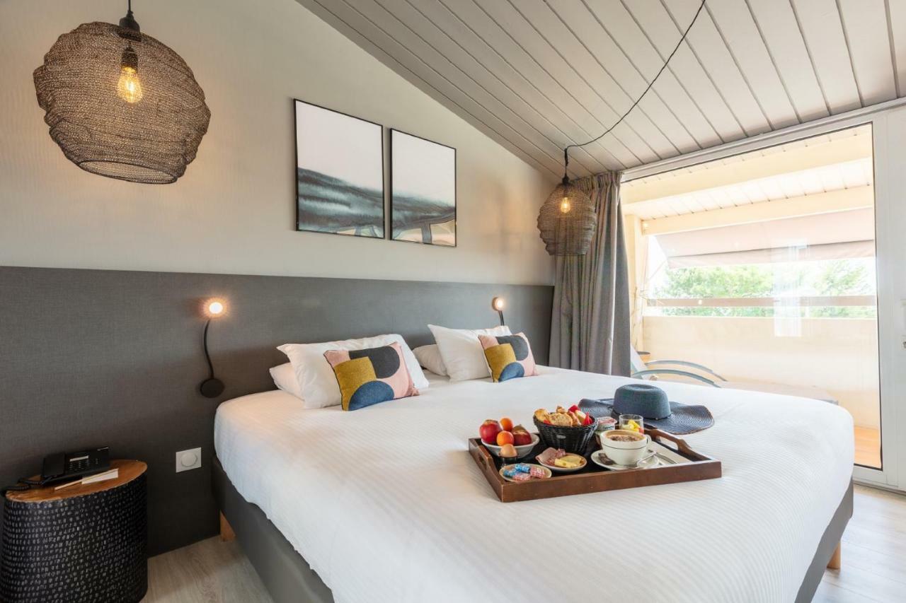 Hotel Restaurant Le Grand Large - Face A La Plage - Ile De Re Rivedoux-Plage Εξωτερικό φωτογραφία