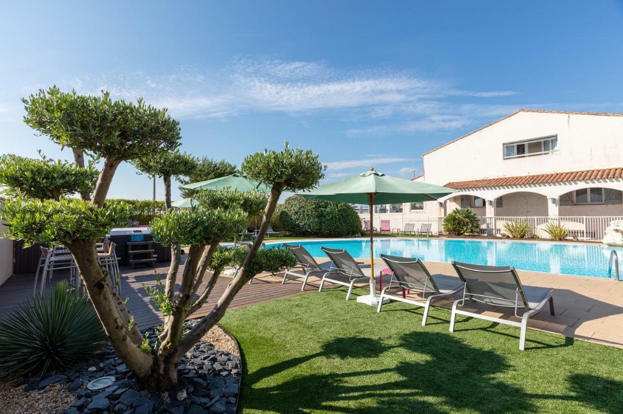 Hotel Restaurant Le Grand Large - Face A La Plage - Ile De Re Rivedoux-Plage Εξωτερικό φωτογραφία